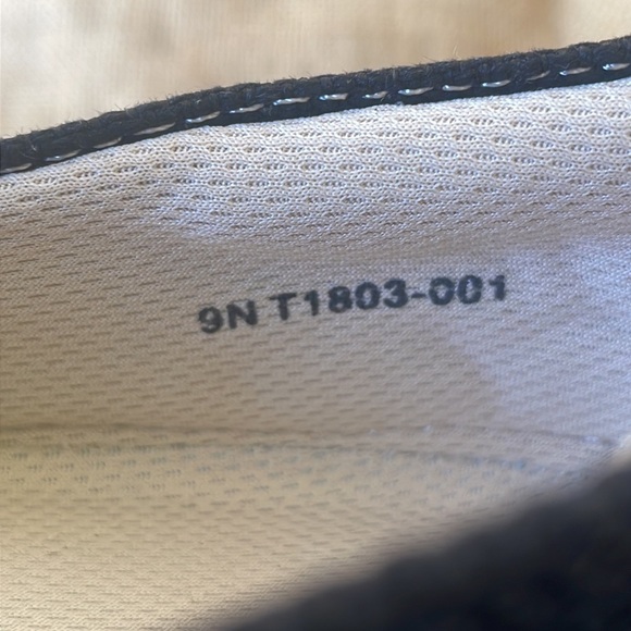 Trotters Black and Tan Mules - Picture 10 of 12